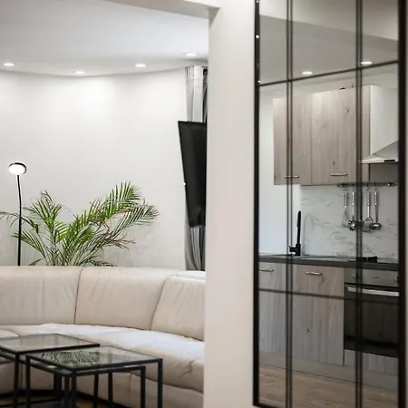 F4, 3 Chambres, 76 M2 Appartement *