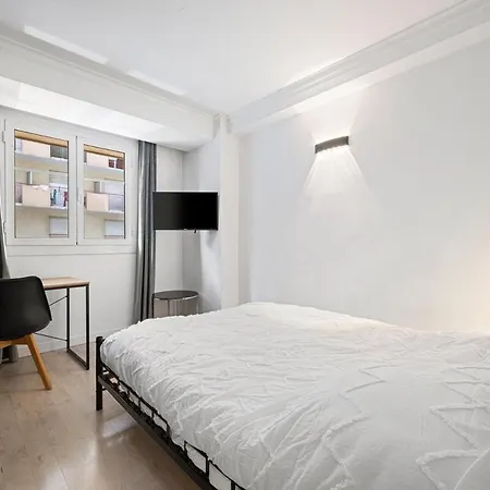 F4, 3 Chambres, 76 M2 Daire *