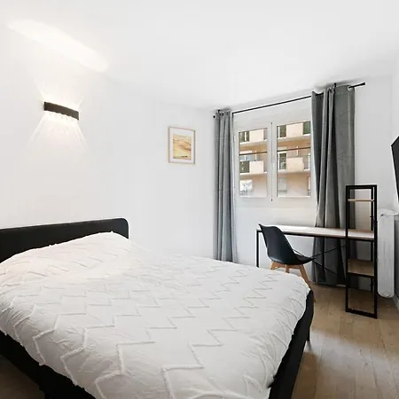 F4, 3 Chambres, 76 M2 Daire *